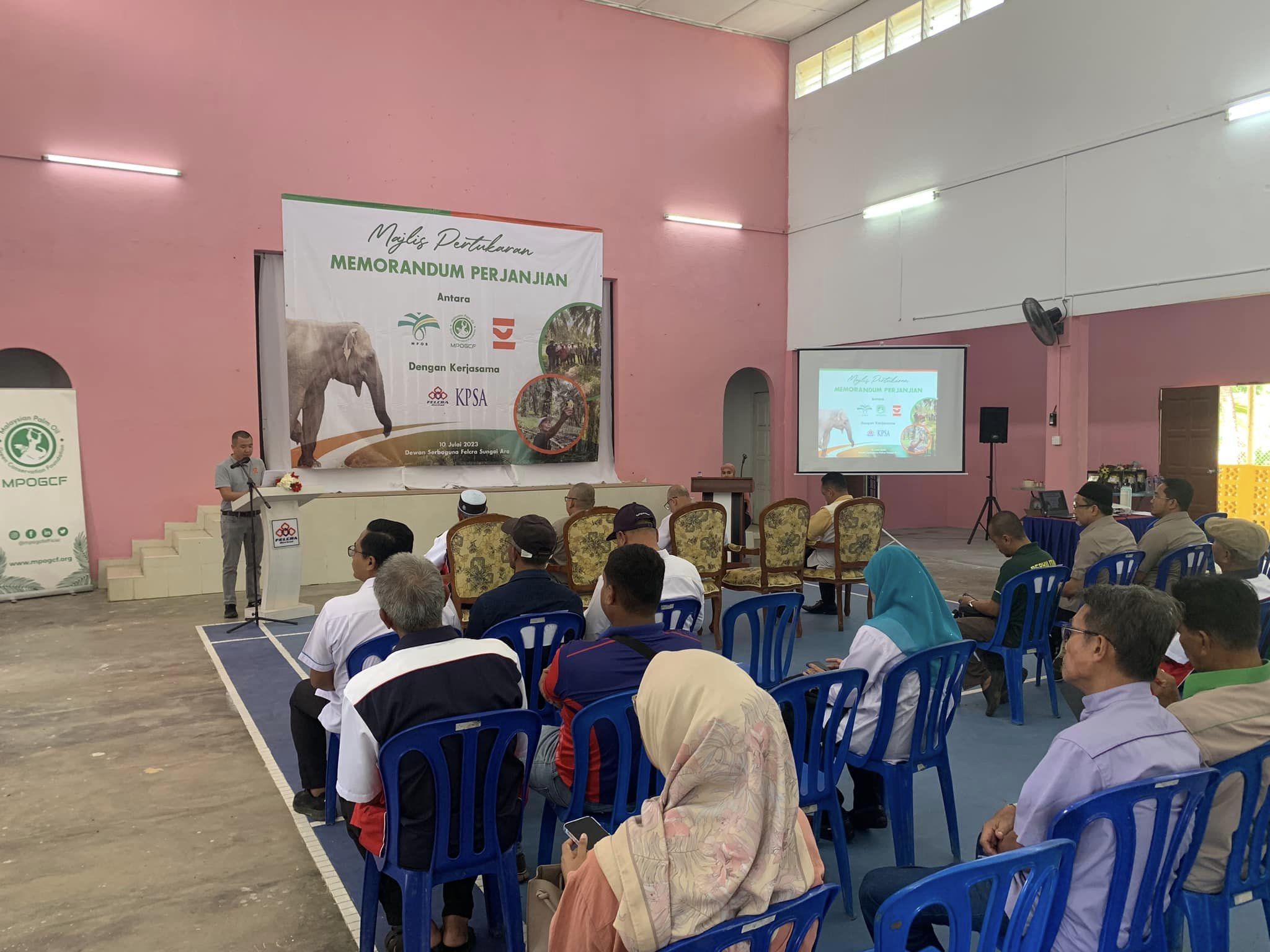 358147721_578630347796711_2592387067831944636_n