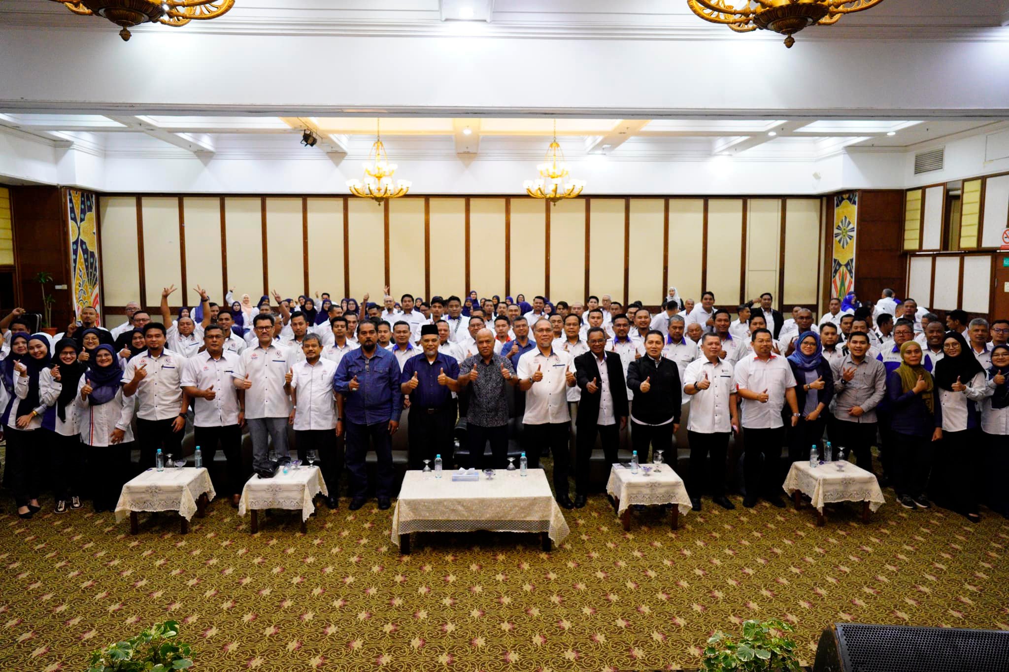 421562466_725905832971251_1701657903476501712_n